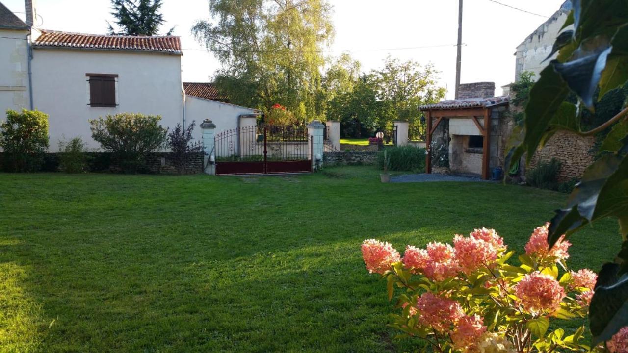 La Ferme Du Grand Bois Mouterre-Silly Exterior foto